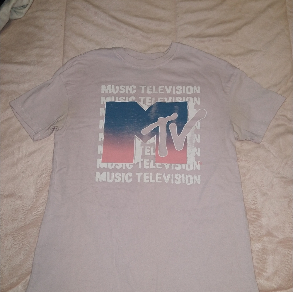 MTV Shirt Women's XS Graphic Tee Pink Music Television